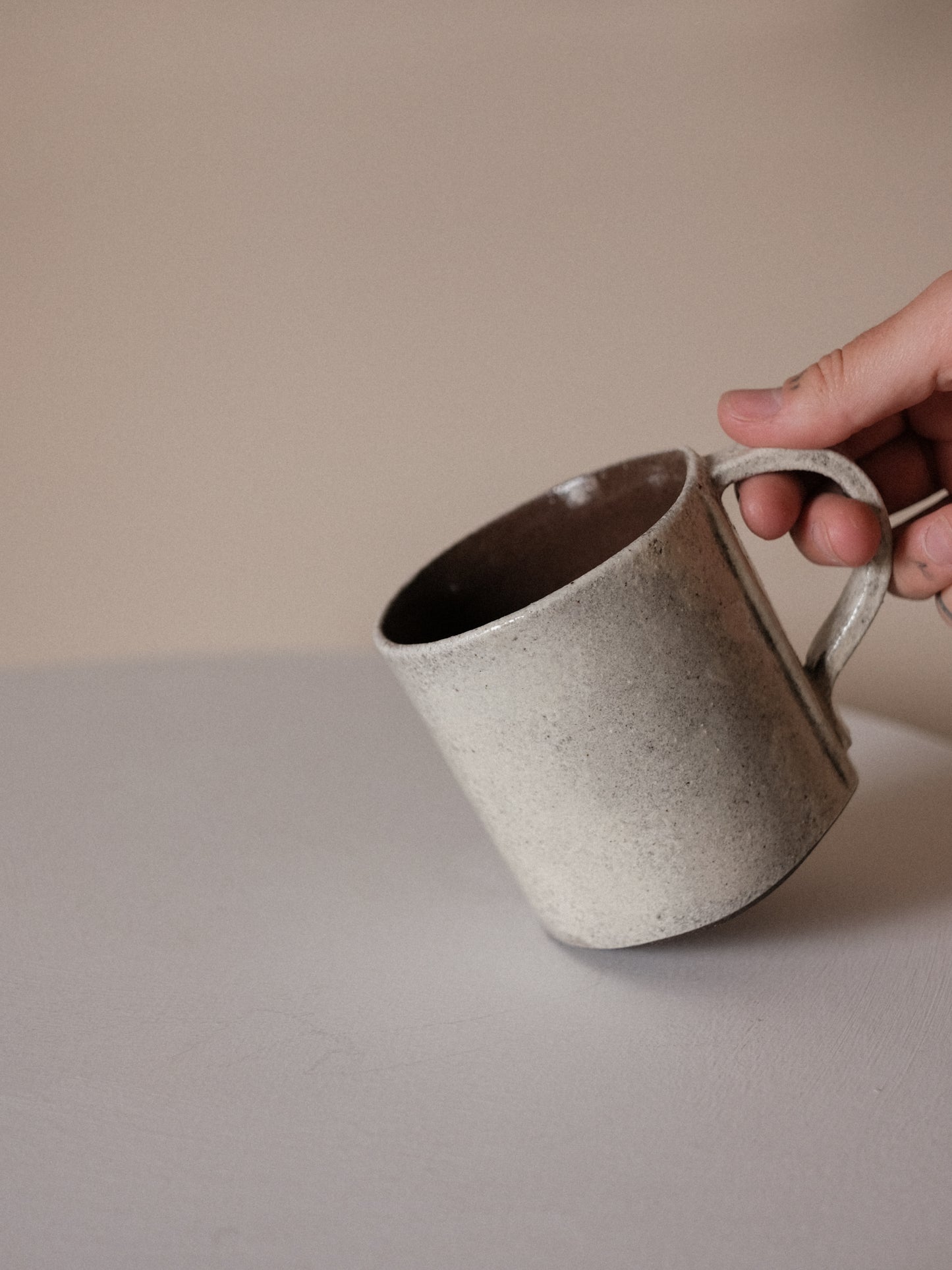 12 oz mug in ash white